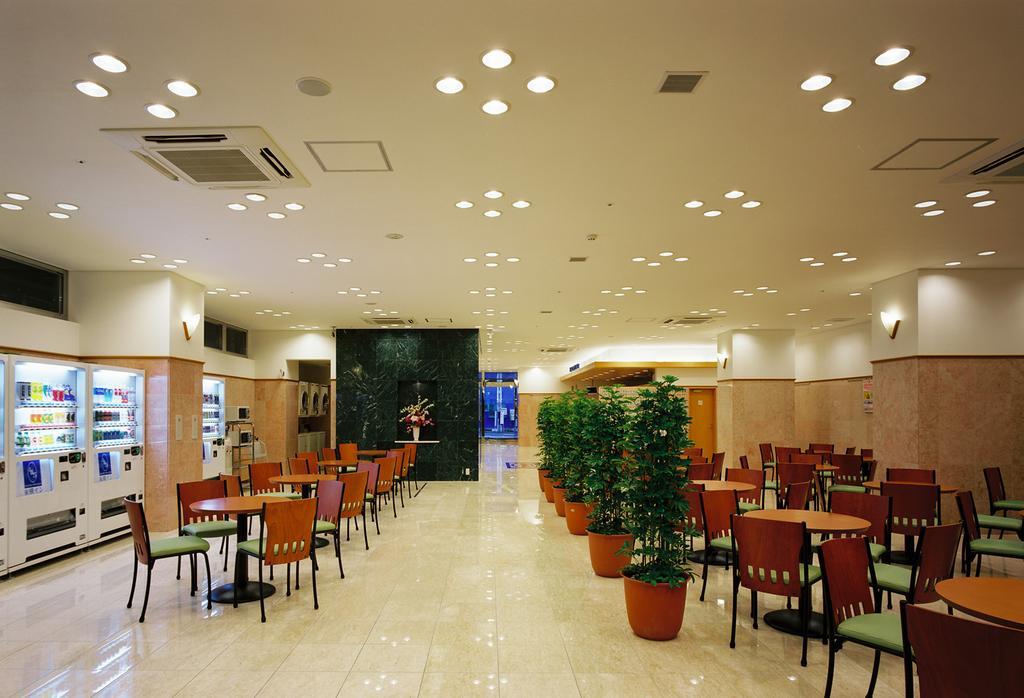 Toyoko Inn Kobe Sannomiya No.2 Экстерьер фото